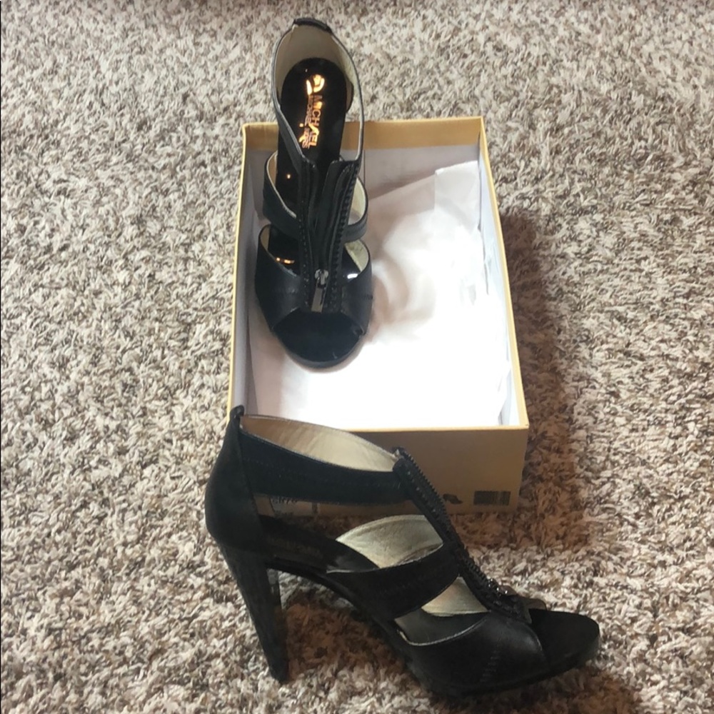 Black Leather T-Strap